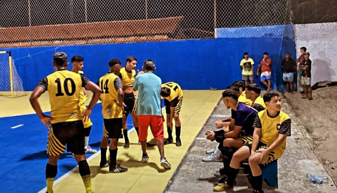 Foi iniciada a abertura da 2ª Copa Santa Teresinha de Futsal