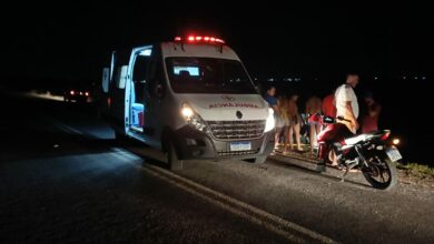 Jovem fica ferido em acidente de moto próximo à 'curva da Barra' em Grossos