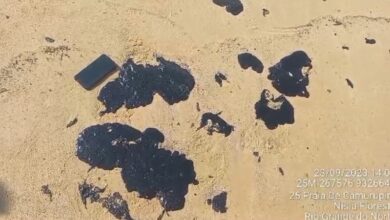 Novas manchas de óleo são encontradas no litoral potiguar
