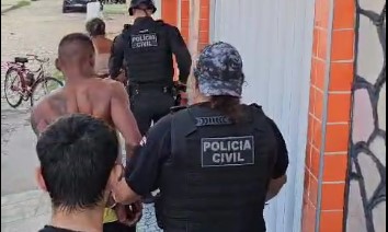 Polícia Civil prende casal suspeito de tráfico de drogas em Areia Branca