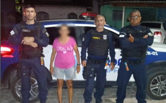 Guarda Civil de Areia Branca resgata idosa perdida e a leva de volta para casa em Mossoró
