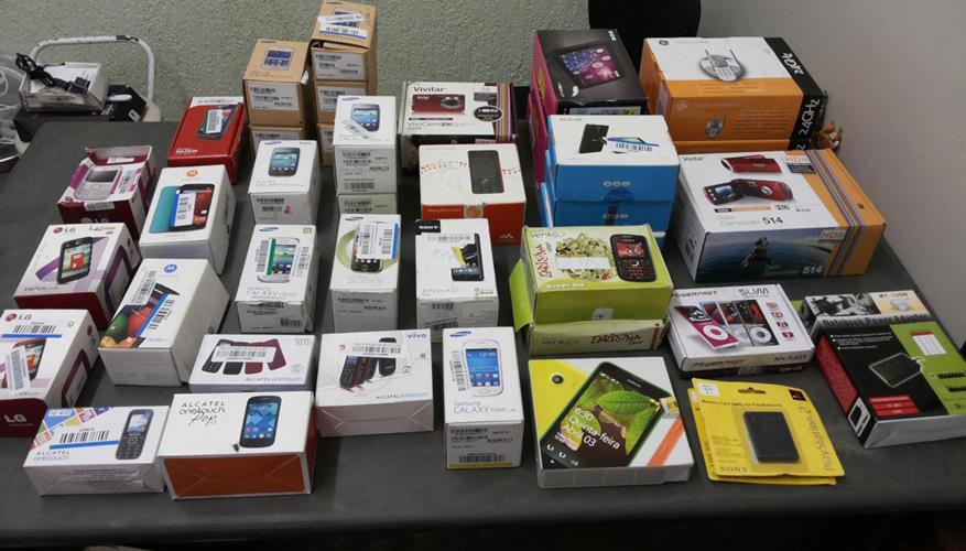 Leilão da Receita Federal tem iPhones, carros e patinetes com lances a partir de R$ 150