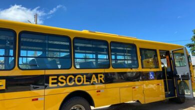 Prefeitura de Grossos recebe ônibus escolar para reforçar transporte de estudantes