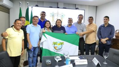 Prefeita Lidiane Marques e Governadora Fátima Bezerra se reúnem para tratar da divisa territorial de Tibau