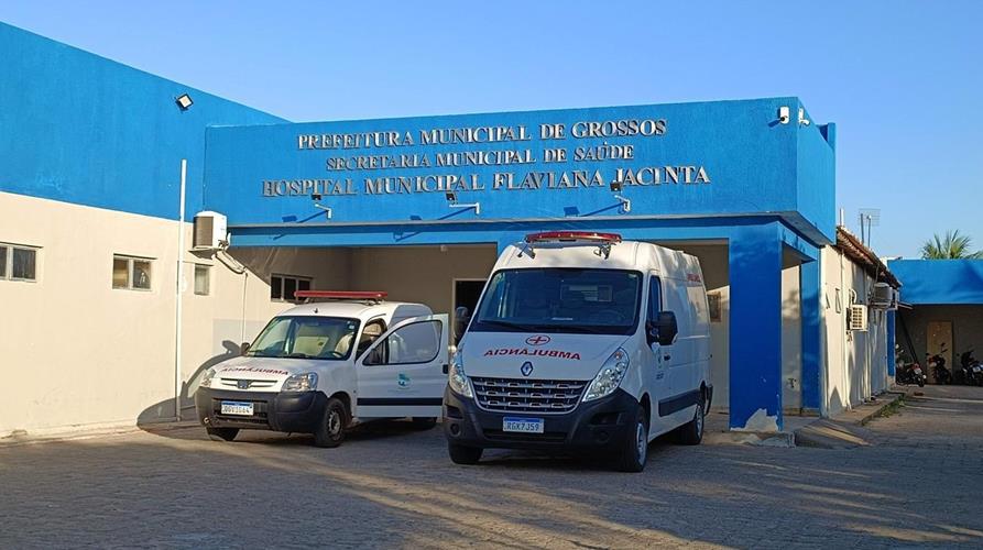 Jovem fica ferido em acidente de moto nas dunas de Areias Alvas, em Grossos