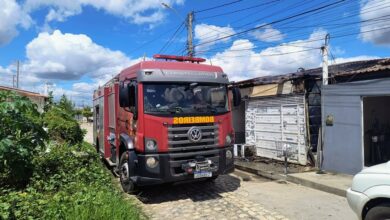 Bombeiros do RN combatem incêndio em residência no Município de Mossoró