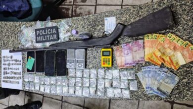 Polícia Militar fecha ponto de tráfico e apreende drogas, arma e dinheiro em Baraúna